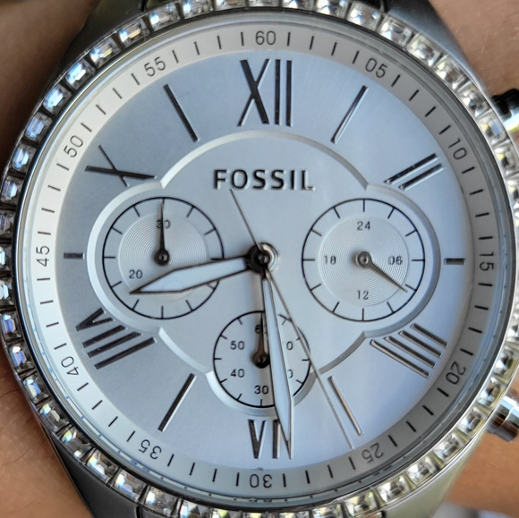 🤍Fossil silver watch - Picture 4 of 10